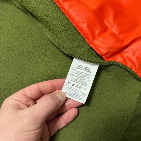 Nike Olive Green Vest - Picture 4 of 5